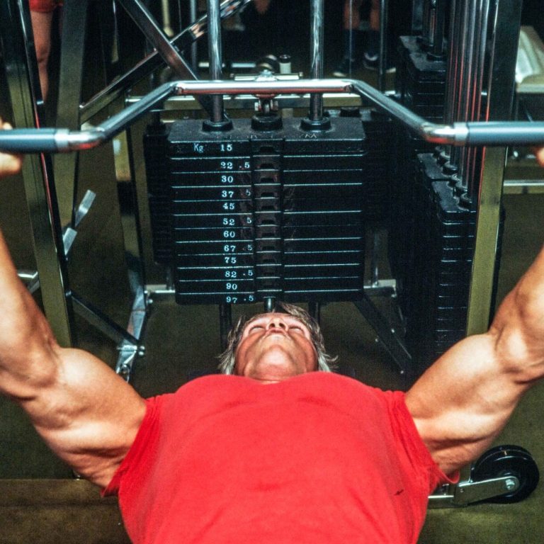 Arnold Schwarzenegger beim Training Arnold Schwarzenegger beim Training